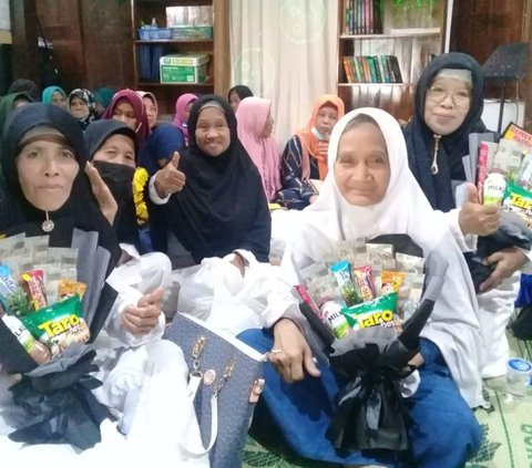 Potret Kehidupan Lansia di Pondok Al Hikmah Blitar, Belajar Agama untuk Bekal Hadapi Kematian