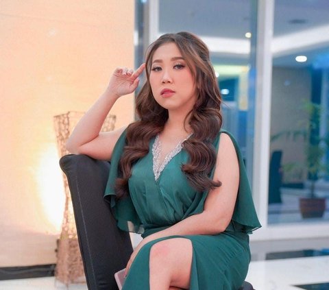 Kiky Saputri Reveals Natural Miscarriage Causes and Undergoes Left Ovary Removal