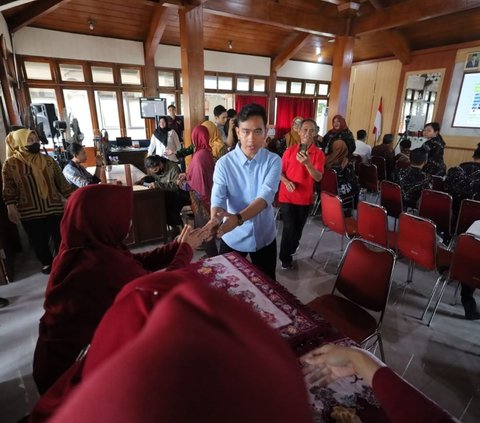 Golkar Minta Jatah 5 Menteri di Kabinet Prabowo, Begini Respons Santai Gibran