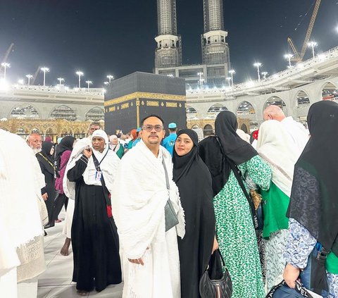 Experience of Umrah Worship by Ebel Cobra, Faced Challenges During Tawaf: 'Oh Allah, Struck So Hard'