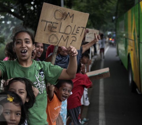 Bocah 5 Tahun Tewas Terlindas Bus saat Berburu Klakson 'Telolet', Salah Siapa?