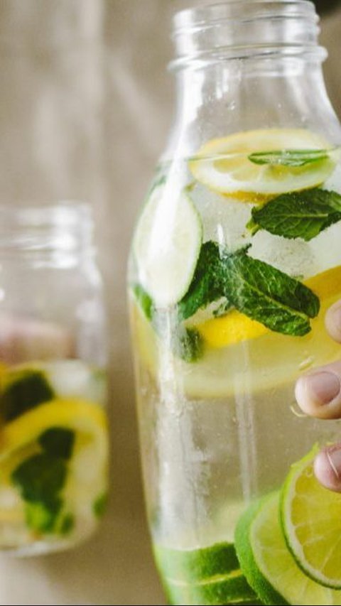 <b>Manfaat Infused Water</b><br>