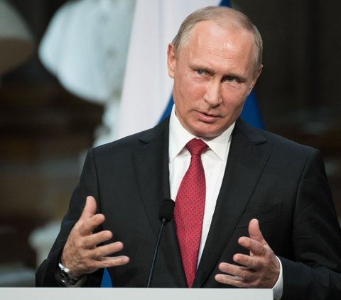 Winning the 2024 Elections, Vladimir Putin Remains in Power until 2030, the Longest in History