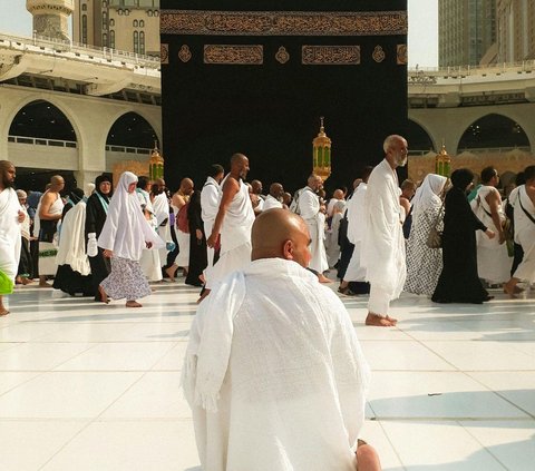 Marak Umrah Backpacker, DPR Minta Menag Yaqut Atur Regulasi untuk Jemaah Indonesia