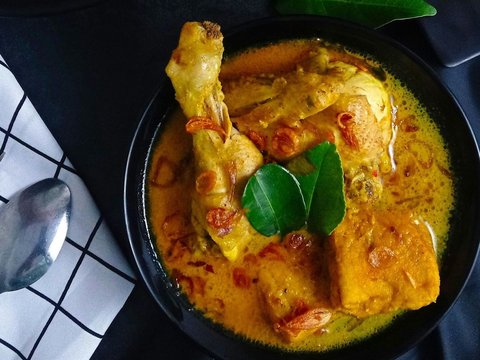 Resep Opor Ayam Kampung Kuah Kuning