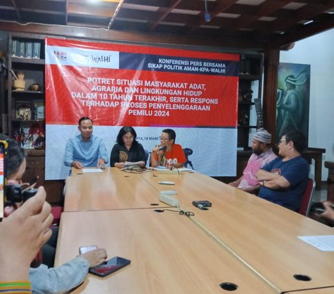 10 Tahun Pemerintahan Jokowi, Kondisi Masyarakat Adat hingga Buruh Tani Dianggap Memburuk