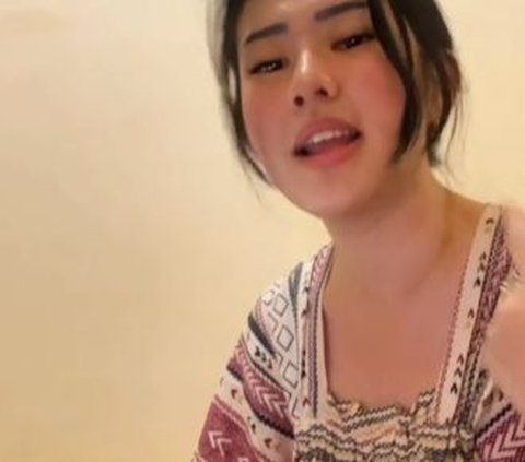 Tak Cuma Takjil, Cewek Cantik Non Muslim ini Tergila-gila Lagu 'Rindu Muhammadku' Sampai Hafal