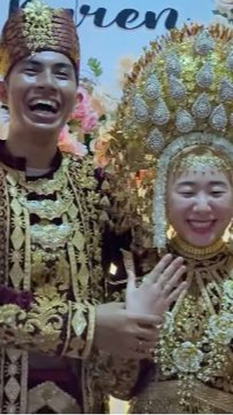 Momen Pernikahan Pria Indonesia dengan Wanita Jepang Pakai Adat Minang 'Aku Enggak Grogi Hanya Tersenyum'