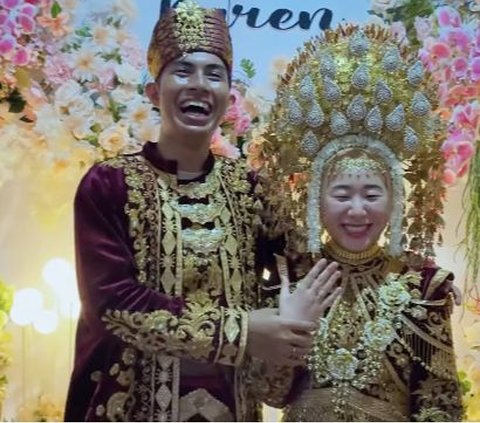 Momen Pernikahan Pria Indonesia dengan Wanita Jepang Pakai Adat Minang 'Aku Enggak Grogi Hanya Tersenyum'