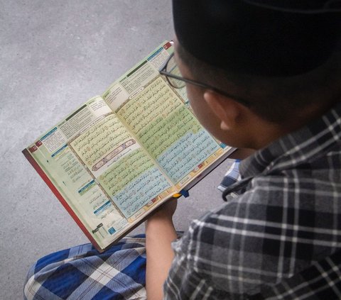 Don't Miss It! Here are 5 Special Benefits of Reading the Quran during the Night of Nuzulul Quran, One of Which is Intercession on the Day of Judgment