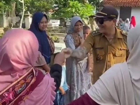 Usai Pensiun Dituding Akan Jadi Preman, Hoho Alkaf Kades Bertato Tanggapi dengan Santai 'Piara Kambing Ngarit Mencari Rumput'