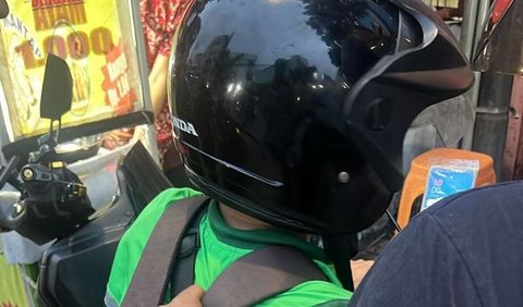 Pelaku mengaku mengambil ekstasi di tas dari penitipan barang Superindo Muara Karang, Jakarta Utara.<br>