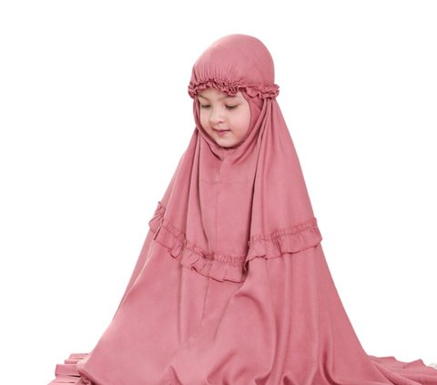 10 Latest Recommendations for Children's Prayer Clothes in 2024, Perfect for Looking Beautiful during Eid