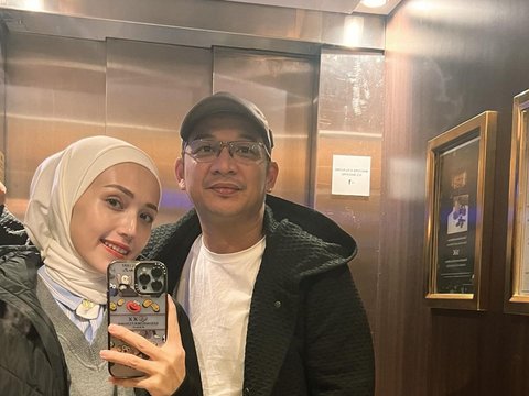 Bak Pengantin Baru, ini Potret Romantis Pasha Ungu dan Adelia Wilhelmina Liburan di Paris