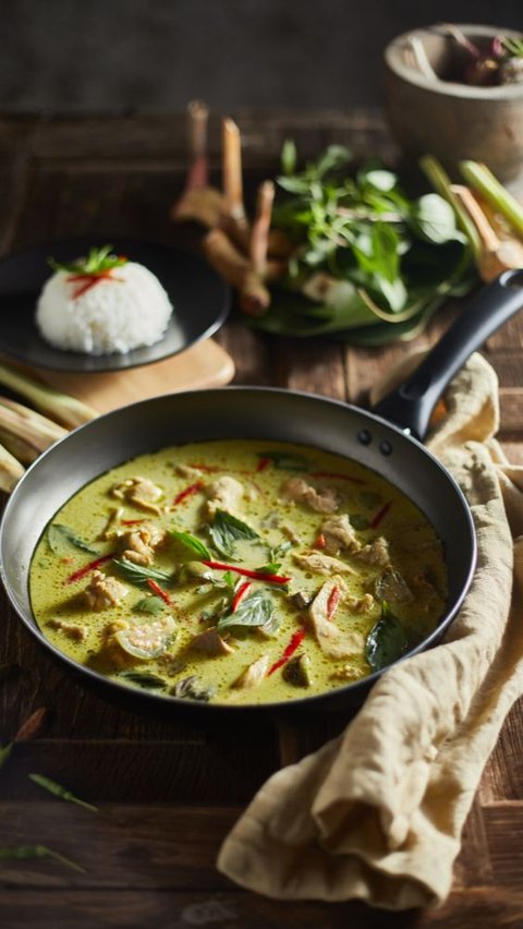 4. Green Curry<br>