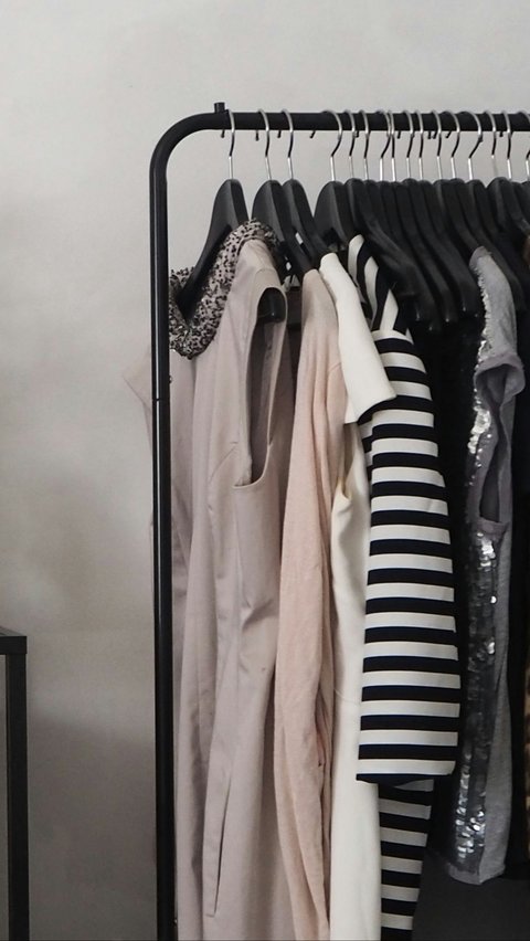 <b>Tips Membuat Capsule Wardrobe</b>