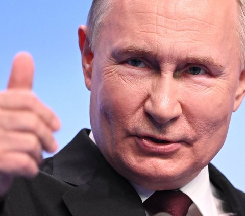 FOTO: Ekspresi Putin Menang Telak di Pilpres Kelima: Raih 87 Persen Suara dan Jadi Pemimpin Rusia Terlama