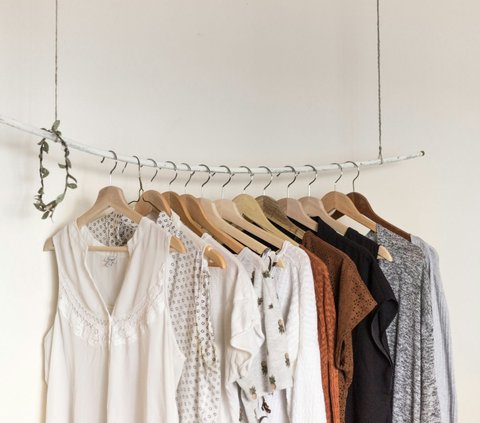 Mengenal Capsule Wardrobe, Konsep Berpakaian untuk Gaya Hidup Minimalis