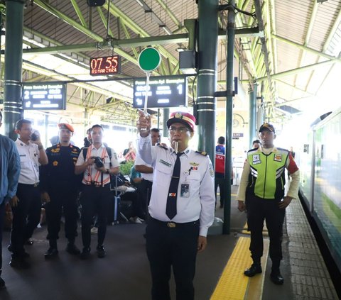 Jelang Mudik Lebaran KAI Siapkan 24 Kereta Tambahan, Simak Rute dan Jadwalnya