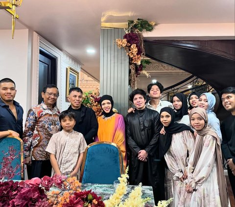 8 Portraits of Mother Thariq Halilintar Upload Photos with Aaliyah Massaid, Netizens Excited: Future Daughter-in-law of Umi!