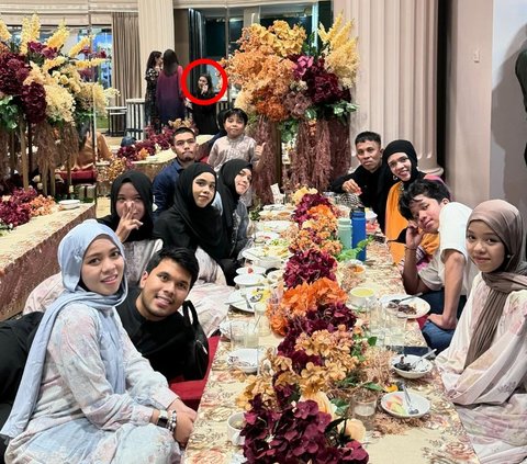 8 Photos of Thariq Halilintar's Mother Uploading a Photo with Aaliyah Massaid, Netizens Excited: Future Daughter-in-Law of Umi!