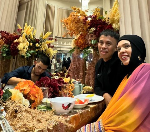 8 Portraits of Mother Thariq Halilintar Upload Photos with Aaliyah Massaid, Netizens Excited: Future Daughter-in-law of Umi!