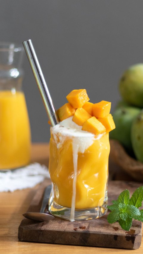 Recipe for Refreshing and Creamy Beverage, Mango Milk Ice