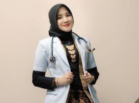 Dokter Cantik Non Muslim ini Gemar Pakai Jilbab, ini Potretnya Bak Wanita Muslimah