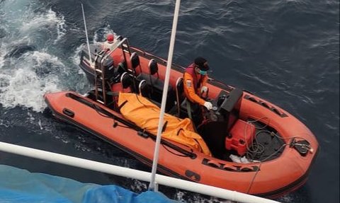 Pencarian Korban Kapal Tenggelam di Selayar, Lima Ditemukan Meninggal Dunia dan 18 Masih Hilang