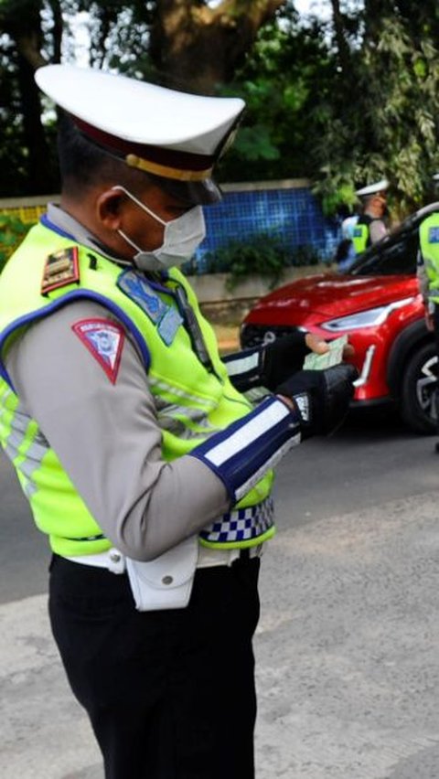 Kombes Polisi Bagikan Cerita Dulu Benci Polisi Kini Jadi Perwira Polisi, Berawal dari 'Dihajar' Helm Polantas