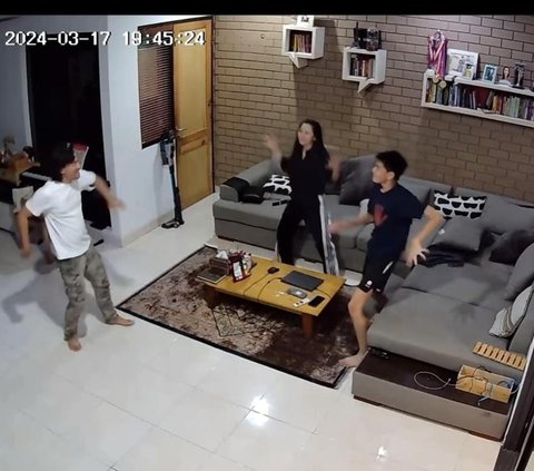 Aksi Random Keluarga Hesti Purwadinata yang Terekam CCTV, Tiba-tiba Joget Bareng di Ruang Keluarga