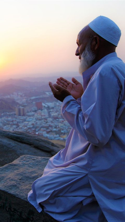 <b>Bacaan Doa Sholat Taubat Lengkap dengan Tata Caranya</b>