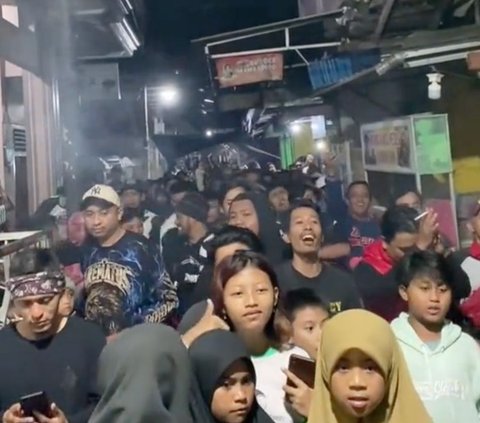 Viral Tradisi Patroli Ramadan di Malang, Rombongan Warga Bangunkan Sahur