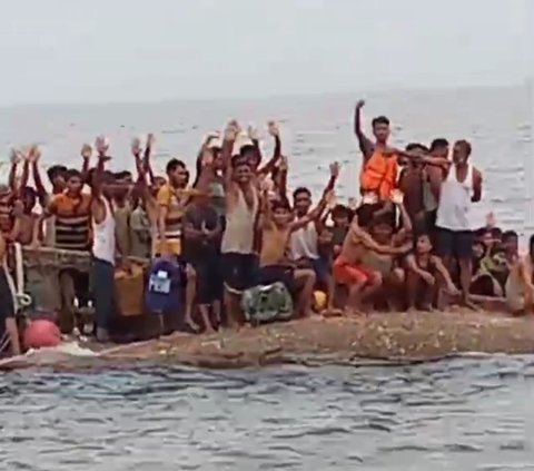 Kapal Pengungsi Rohingya Tenggelam di Laut Aceh Barat, Banyak Perempuan dan Anak Terkatung-katung