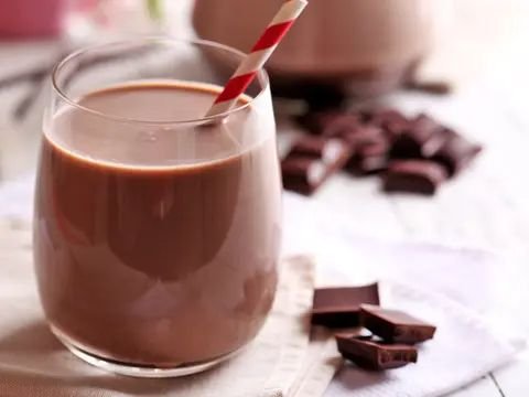 6. Resep Es Cokelat Susu