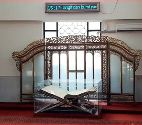 Fakta Unik Masjid Fatimah di Kota Solo, Dikenal Sebagai Masjid Pengantin hingga Punya Al-Qur'an Raksasa