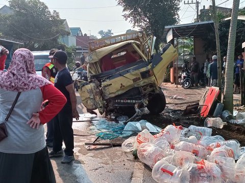 Bus Seruduk Truk dan Deretan Rumah Warga di Malang, Satu Orang Meninggal Dunia