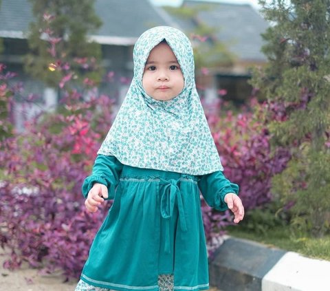 How to Choose Muslim Clothes for Girls, Don't Regret it During Lebaran Later