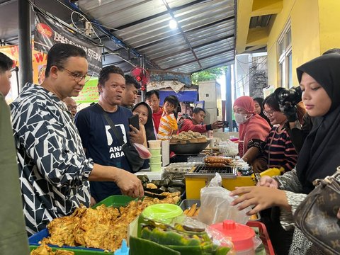 Anies-Cak Imin Bikin Kaget Warga saat Berburu Takjil di Benhil Sebelum Bertolak ke Rumah JK