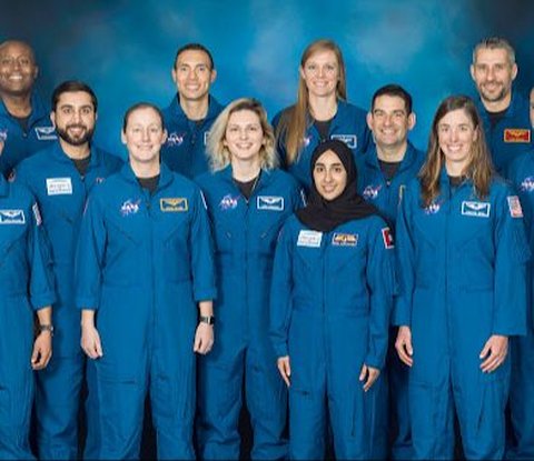 NASA Creates Special Costume for the First Hijabi to Go to Space