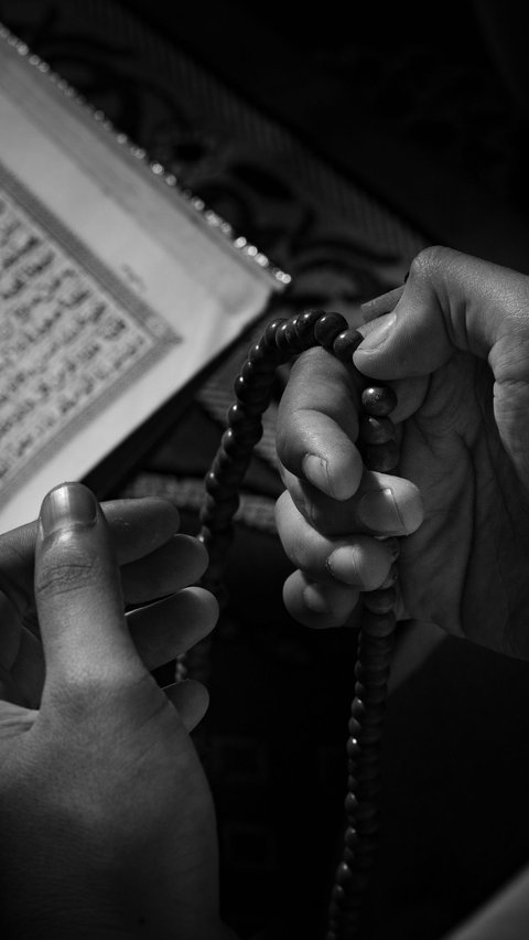 10 Doa Ramadhan Pilihan Lengkap dengan Artinya, Mari Perbanyak Amal Ibadah di Bulan Suci