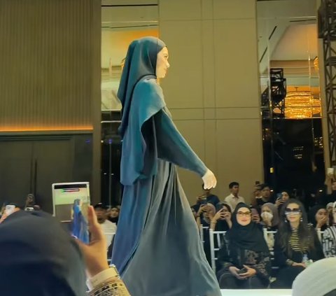 Cantiknya Azizah Salsha jadi Model Busana Muslim, Penampilannya Berhijab Disebut 'Ukhti'