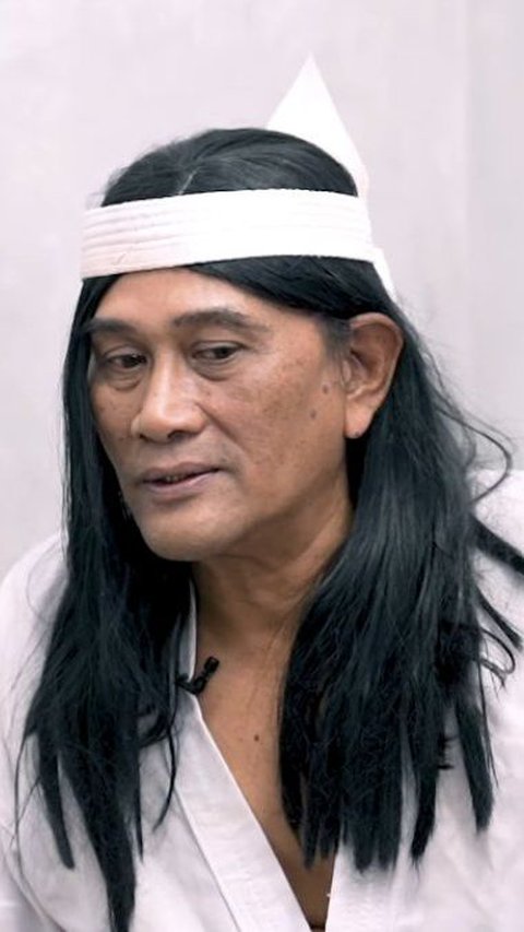 Portrait of Ken Ken Wiro Sableng, Trapped in Drugs Until Divorced by His Wife Now Switching Careers to Become a Farmer