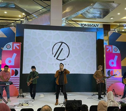 Tlinga Band Performance Makes the First Day Exciting at Dream Day Ramadan Fest 2024