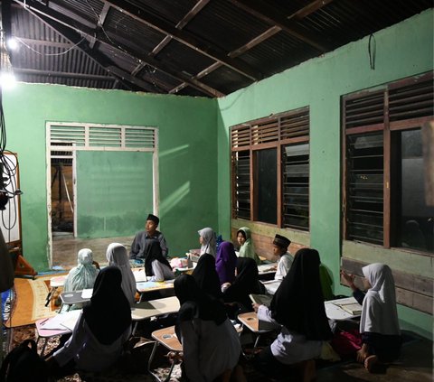 Keindahan Nagari Mandeh, Desa Wisata Religi Bak Raja Ampat di Sumatera Barat