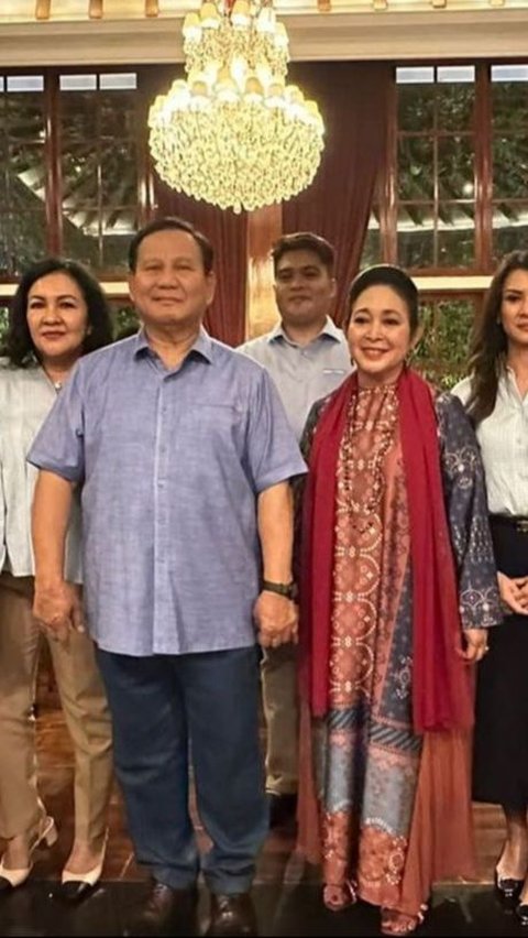 Senyum Penuh Arti Titiek Soeharto ke Prabowo Saat Sampaikan Pidato Kemenangan
