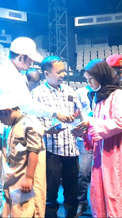 Relawan Prabowo-Gibran Bareng Haidar Alwi Gelar Syukuran Kemenangan, Ribuan Anak Yatim Terima Santunan