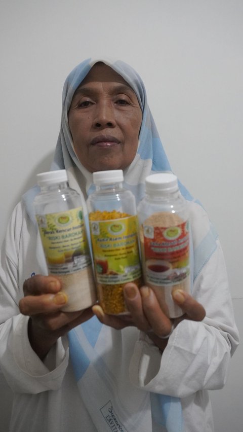 Kisah Murjiyati Bergerak Bersama Ibu-ibu Kiringan, Lestarikan Jamu Seruni Putih yang Melegenda