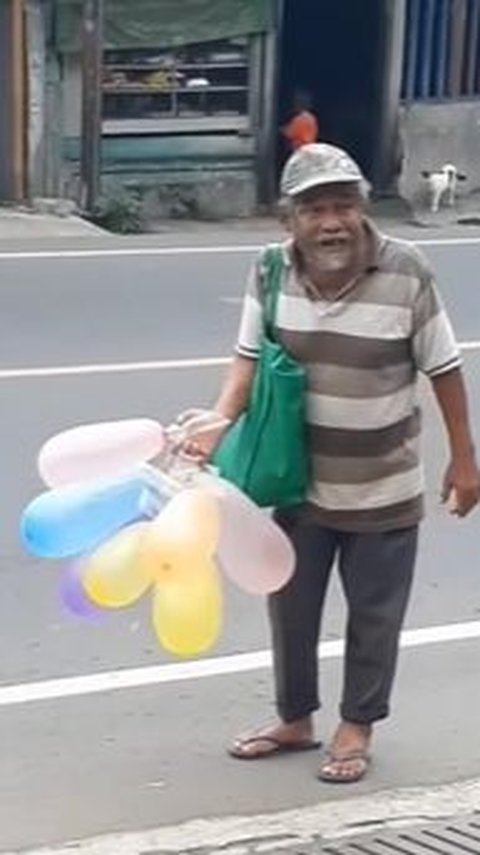 Kisah Pilu Kakek 70 Tahun Sakit Stroke, Tetap Jualan Balon Demi Cukupi Keluarga