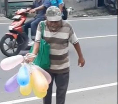 Video seorang kakek penjual balon yang tetap berjualan meski menderita stroke viral di media sosial. Tubuh yang tak lagi kuat ditambah penyakit yang dideritanya mau tidak mau harus ia tahan demi mencari rezeki buat mencukupi kebutuhan keluarganya.